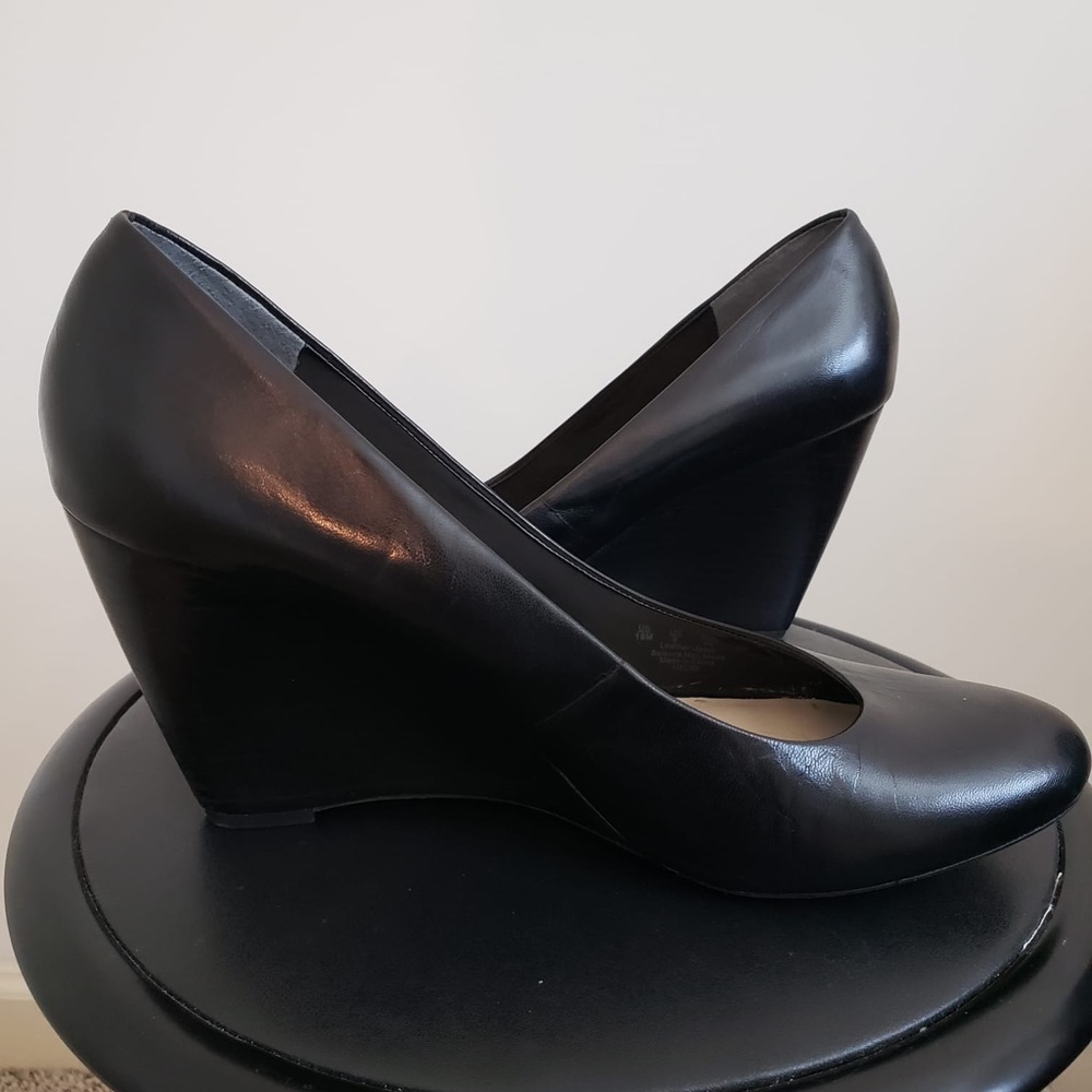 Franco Sarto Black Wedge Pumps- US 10M